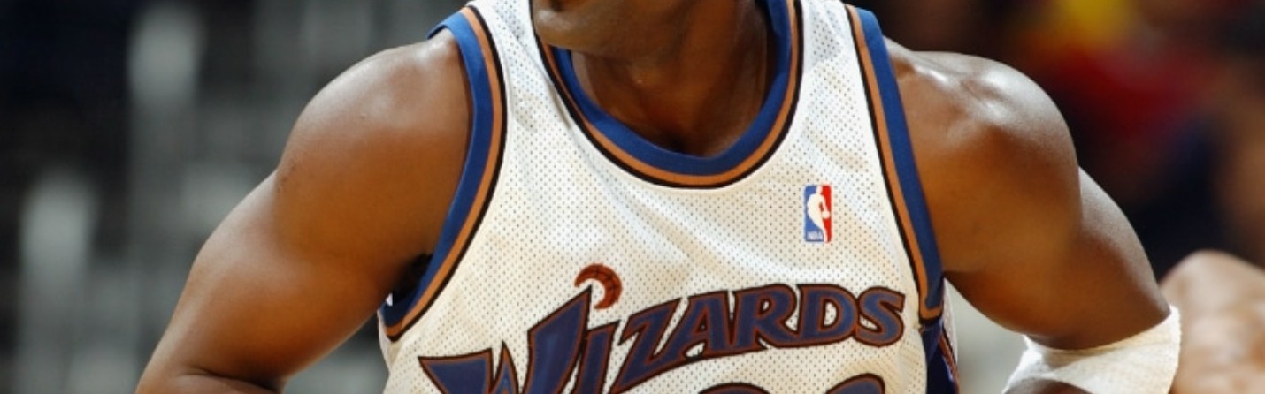 乐鱼官方网站-卢：奇才时期的乔丹靠一条腿场均21分 40岁的他还会提前训练