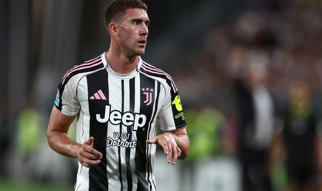 这个不要！记者：尤文3000万欧推销弗拉霍维奇，纽卡不感兴趣