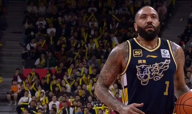 乐鱼网官网-签回吉伦沃特？麦考尔坑惨广东队，朱芳雨将引进新内线大外援！