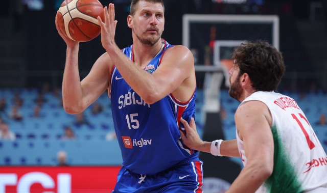 乐鱼网页版-予取予求！约基奇首节9中6砍下12分4板2助